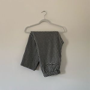 Old Navy tapered pants houndstooth print